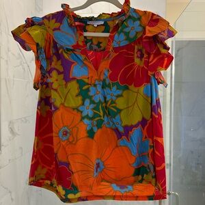 Floral olivaceous top size L
